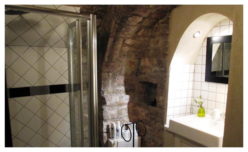Vico Del Poeta Bed & Breakfast
