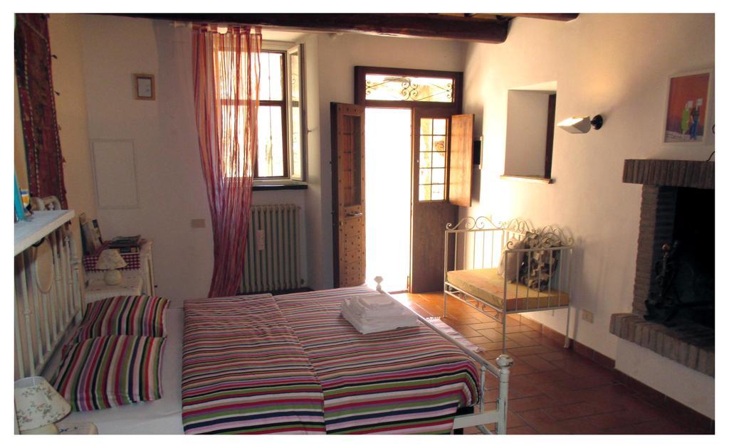Vico Del Poeta Bed & Breakfast *
